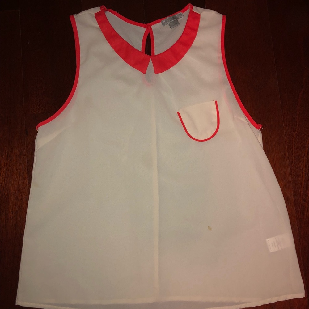 Peter Pan collared shirt